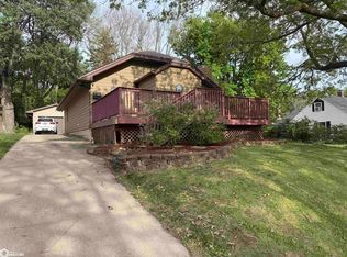725 6th Ave, Coon Rapids, IA 50058