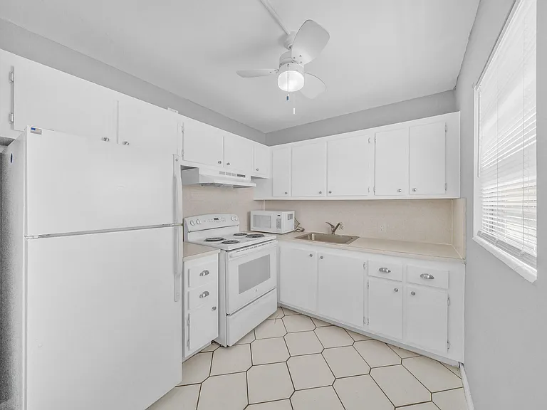 308 Fanshaw Way #308-H — Photo 9