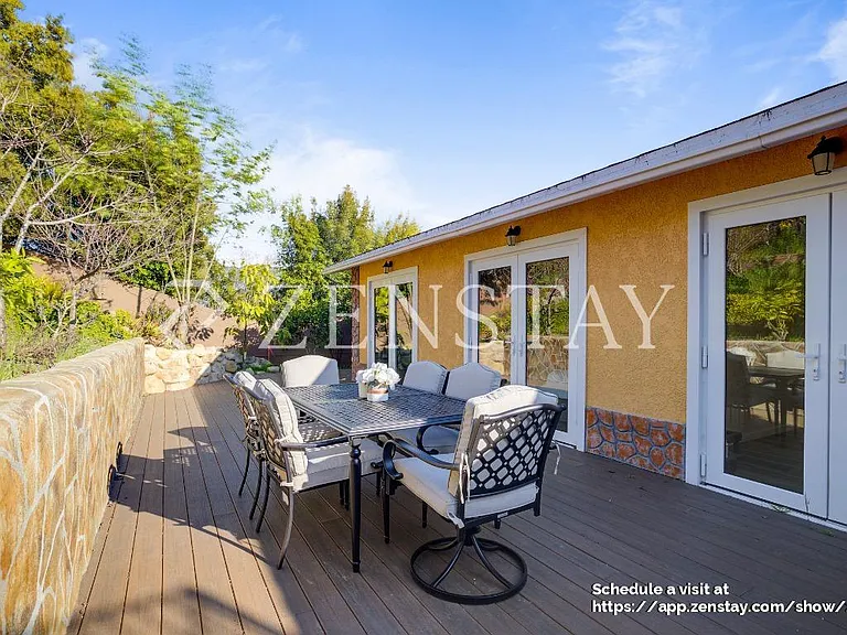 Back Patio with Outdoor Dining Table and Seating for 6
