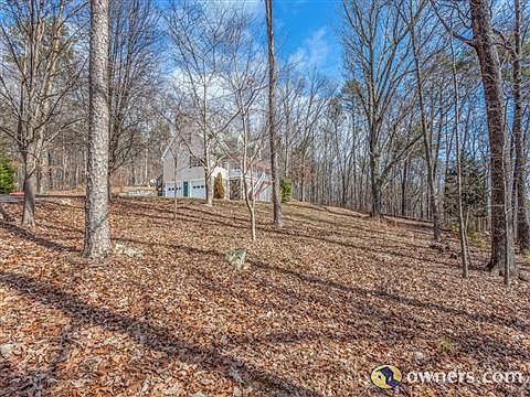 private home on 5.52 acress