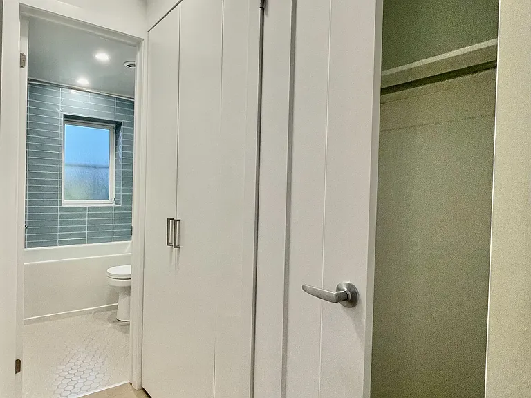 320 Roncesvalles Ave #14 — Photo 8