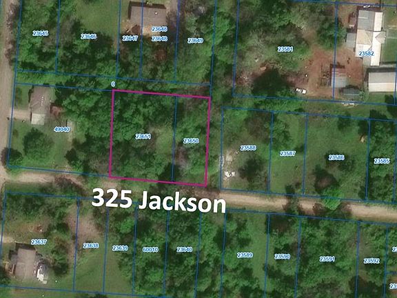 5th image of 325 Jackson St