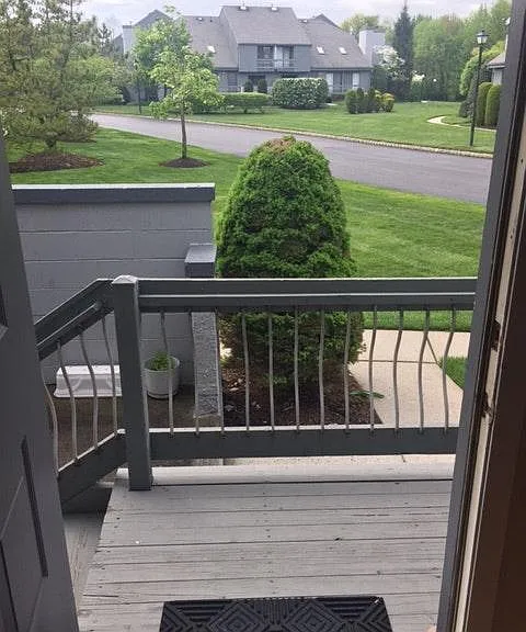 144 Linda Ln — Photo 3