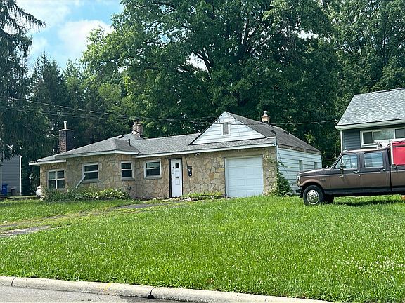 2nd image of 1535 Fairwood Ave
