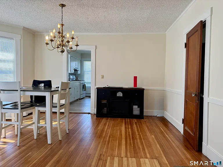 22 Edward St — Photo 4