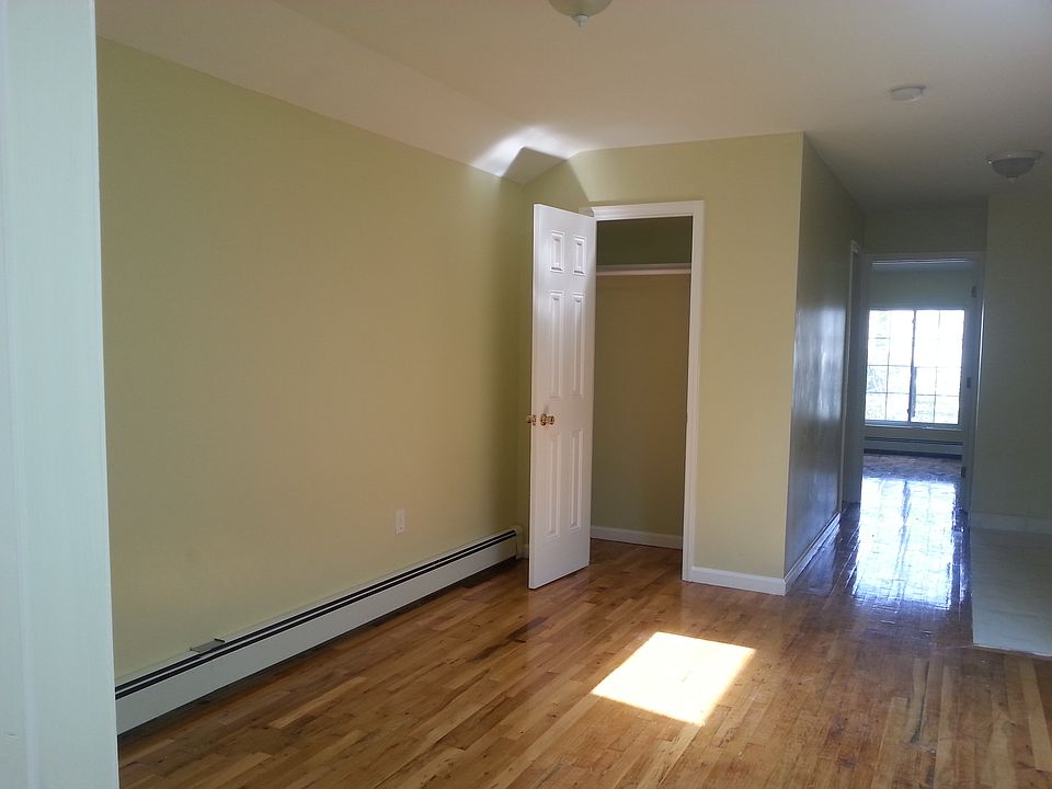 1st image of 110-28 175th Street