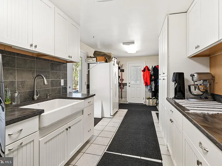 18 Cranbury Neck Rd — Photo 7