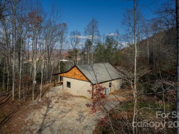 339 Honey Locust Trl #9, Whittier, NC 28789