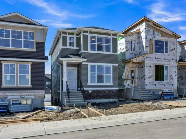 143 Amblefield Ave NW, Calgary, AB T3P 2B8