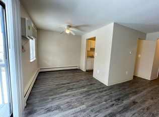 Oak Valley Apartments, Wyoming, MI 49519