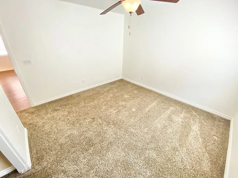 1980 Galleria Spada St — Photo 21