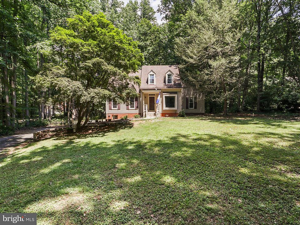 1st image of 4444 Lakewood Dr