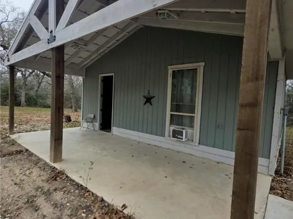 1060 Vivroux Ranch Rd, Seguin, TX 78155