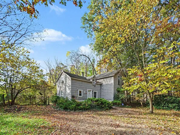 406 E Osterhout Ave, Portage, MI 49002