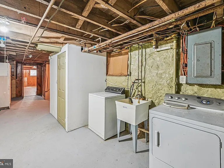 5632 Belair Rd — Photo 23