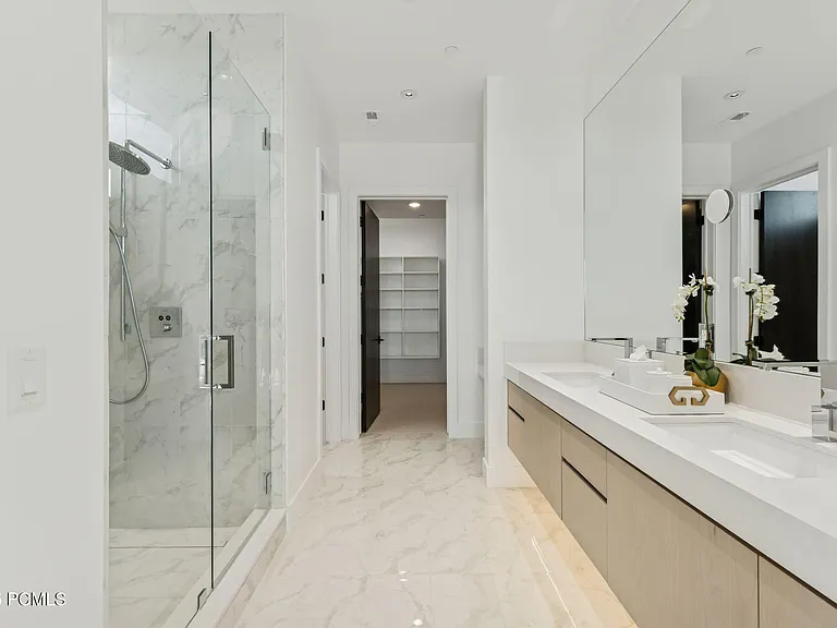 3404 E Wapiti Canyon Rd — Photo 46