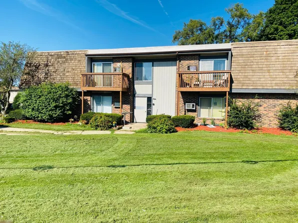 Maplecrest Apartments, 1086-1088 S Wells St #1086-2, Lake Geneva, WI 53147