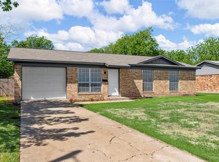 520 N Main St, Mc Gregor, TX 76657