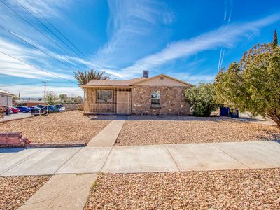2928 Fort Blvd, El Paso, TX, 79930