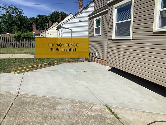 3rd image of 29022 Homewood Dr
