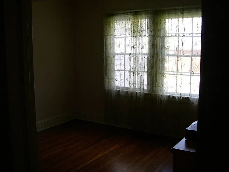 1826 Central Ave — Photo 11
