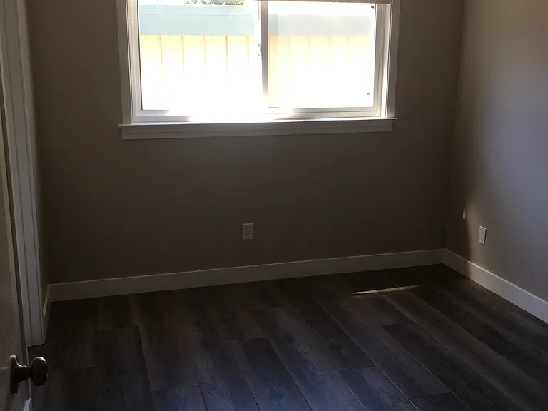 1100 McClellan Ave — Photo 10
