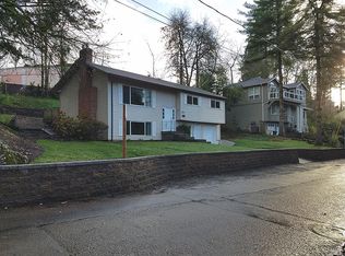 160 Greenwood Rd, Lake Oswego, OR 97034