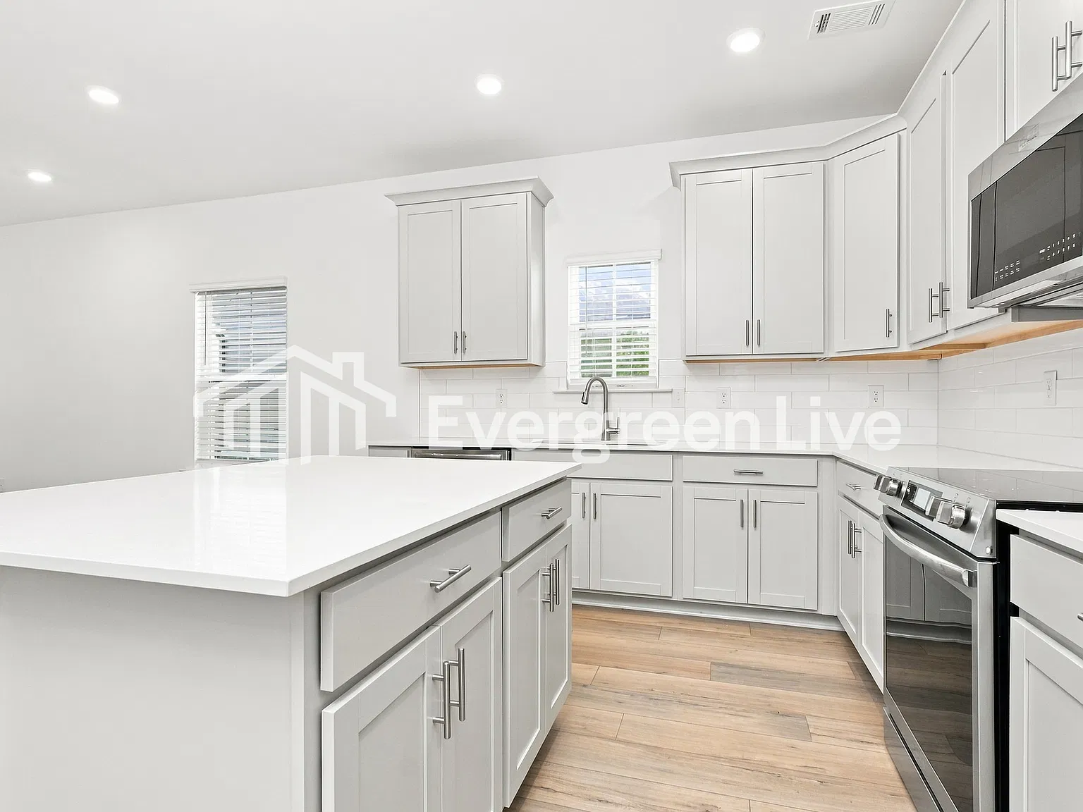 3 bed, 2.5 bath, 1649 sqft, $1,750 — Photo 4