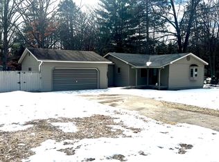 2653 Candlewood Dr, Roscommon, MI 48653