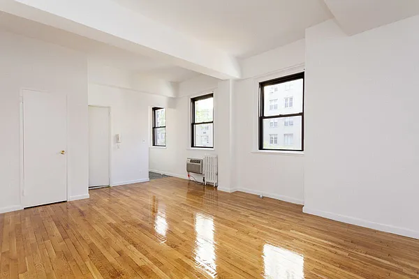 Rented by Brown Harris Stevens | media 12