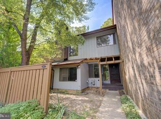 11947 Escalante Ct, Reston, VA 20191