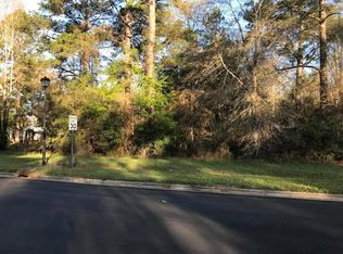 1405 River Pointe Dr, Albany, GA 31701