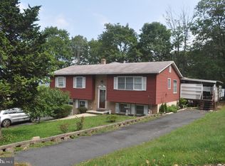126 S 21st St, Pottsville, PA 17901