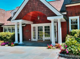 783 Valley Rd, New Canaan, CT 06840