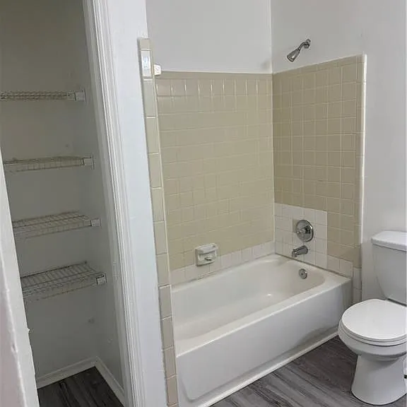 701 Miller Ct #701 — Photo 8