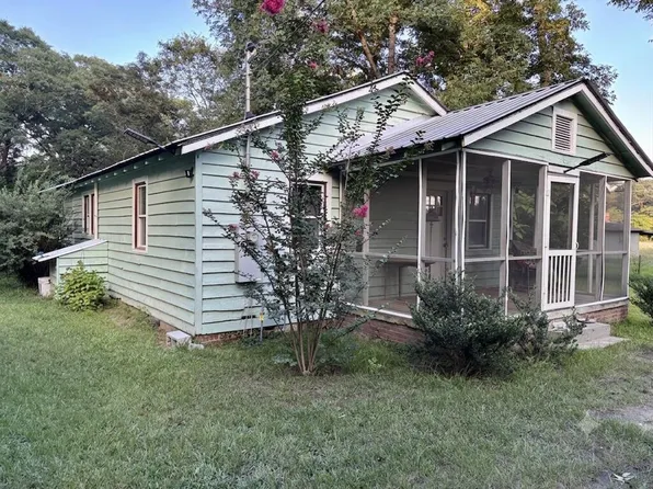 106 Walnut St, Gordon, GA 31031