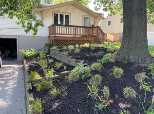 4717 N 93rd St, Omaha, NE 68134