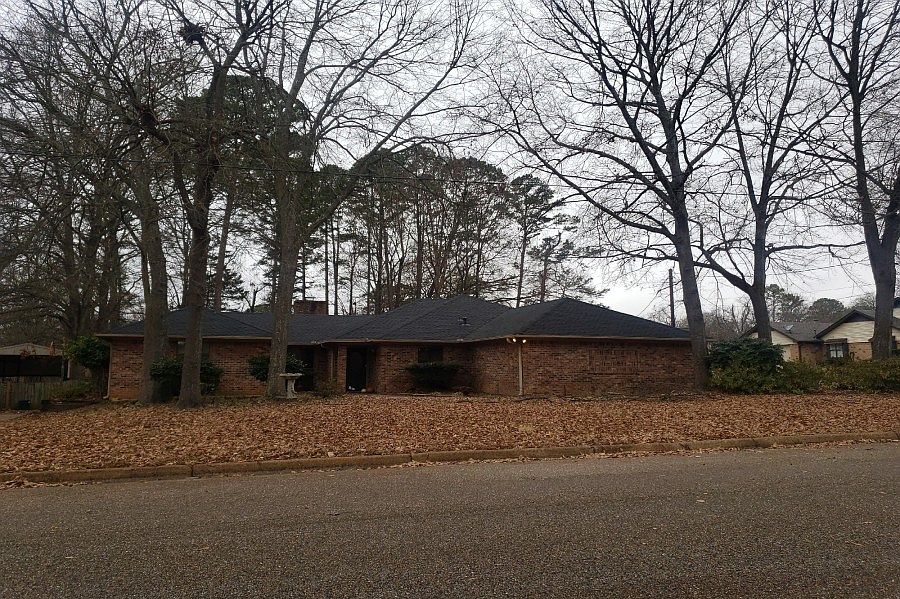 1st image of 2501 Northbrook Dr