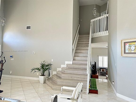 5th image of 9815 NW 32nd St