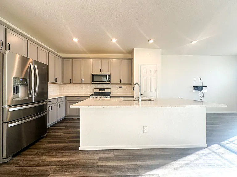 17430 Pacific Peak Cir — Photo 16