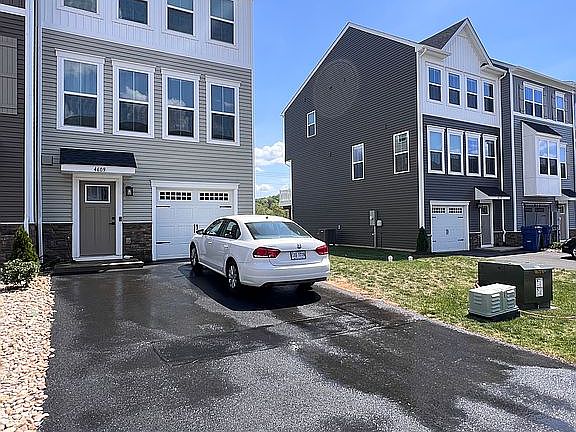 3rd image of 4609 Drysdale St