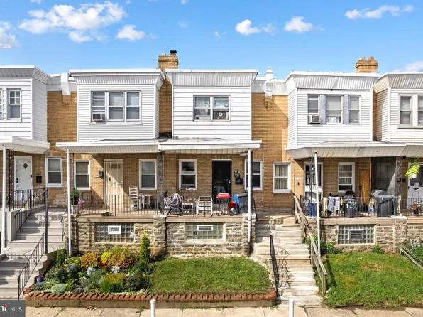 4758 Oakmont St, Philadelphia, PA 19136