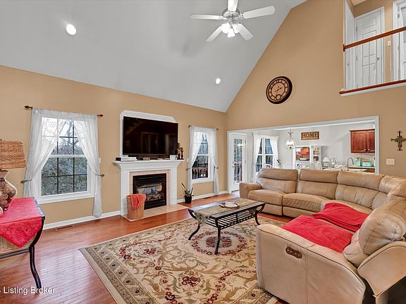 5th image of 10600 Hickory Grove Dr