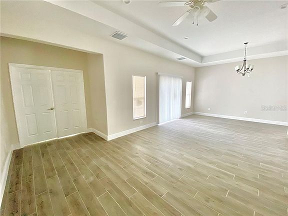 5th image of 4333 Lenox Blvd