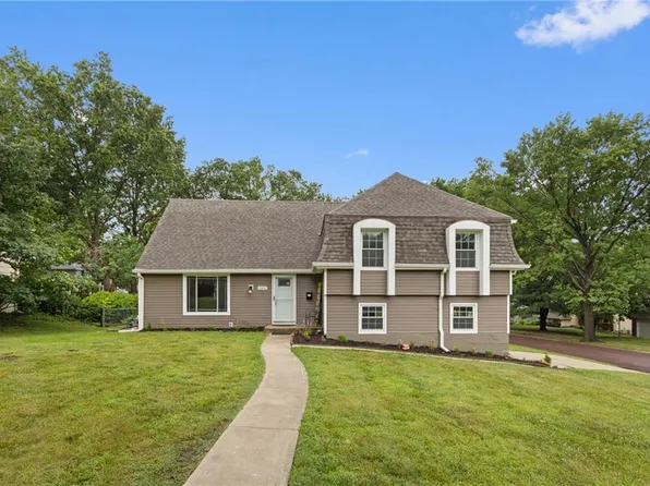 10807 W 98th St, Overland Park, KS 66214