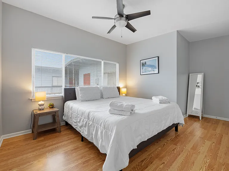 2408 Longview St #204 — Photo 6