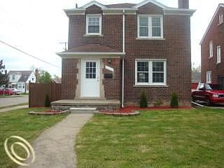 1st image of 1005 Kings Hwy
