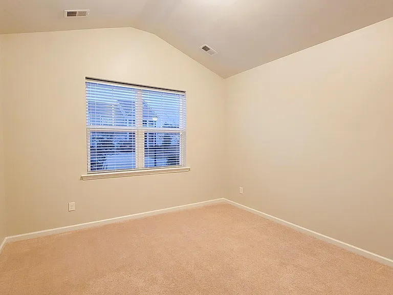 4 Dispatch Rd — Photo 16