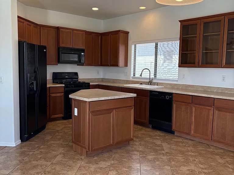 8783 W State Ave — Photo 2
