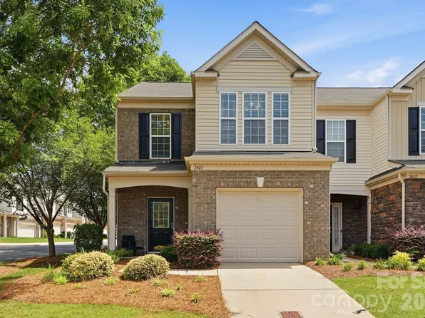 2403 Diplomat Ln, Charlotte, NC 28210